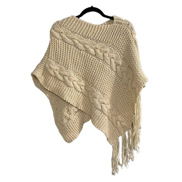 (SOLD) ARITZIA Tna Wool Chunky Knit Poncho Shawl Cream One Size - Picture 1 of 8